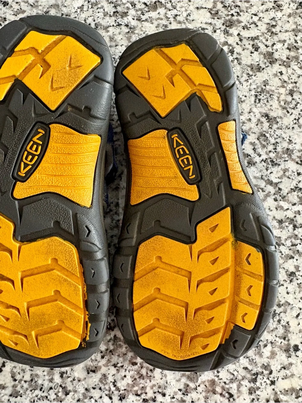 Keen—Newport Hybrid Waterproof Hiker Sandals Navy/Gray (Size Youth 2)